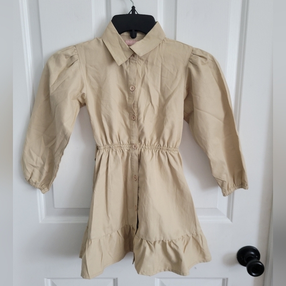 BCBG Girls Cream Tan Front Button Long Sleeve Belted Store Size 5 - Picture 1 of 5